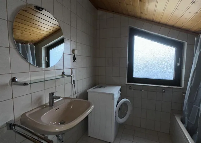 Monteurzimmer Schaefer - Rhein Main ヘースバッハ